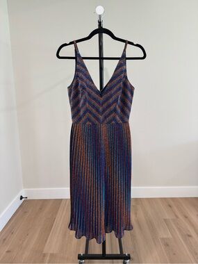 NWOT Dress the Population Haley Metallic Rainbow Pleated Midi Dress